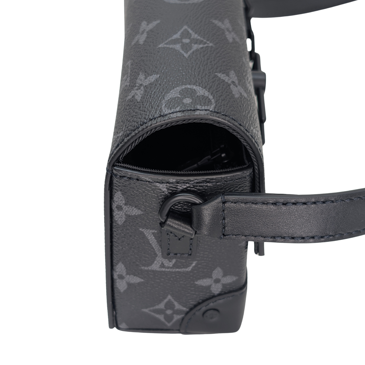 Louis Vuitton Steamer Wearable Wallet in Monogram Eclipse
