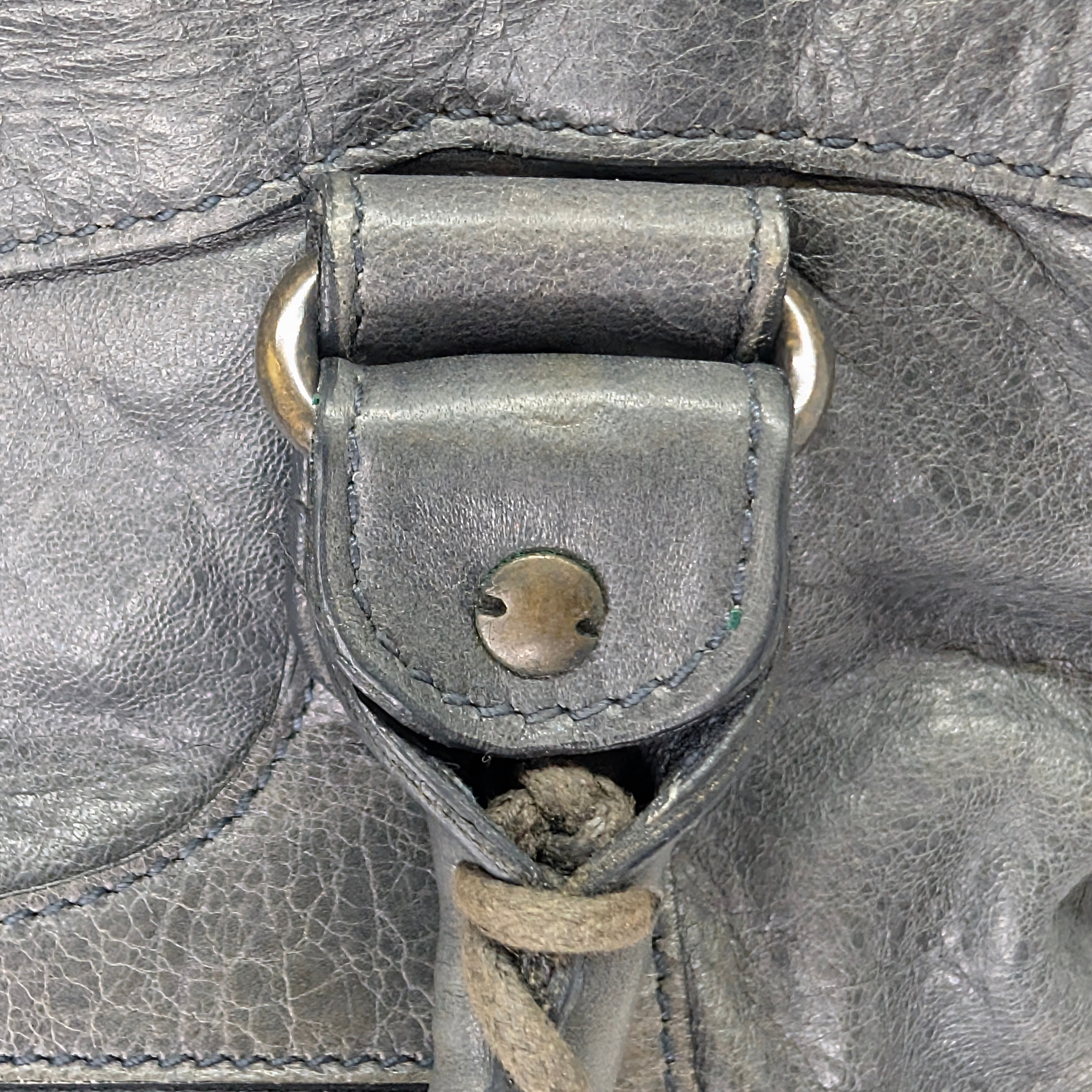 حقيبة كتف Balenciaga Motorcycle City رمادية