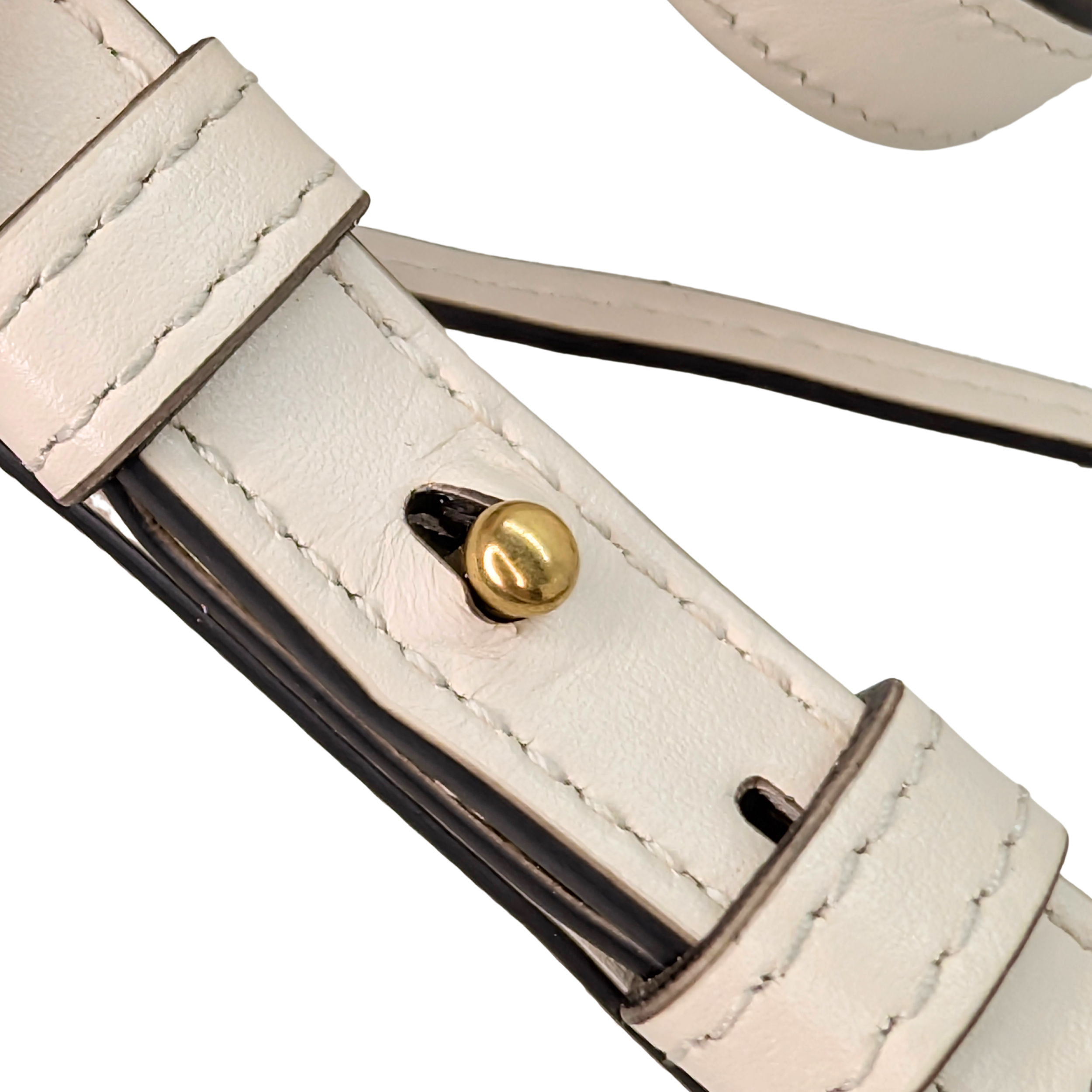 Gucci GG Marmont Small Camera Shoulder Bag White
