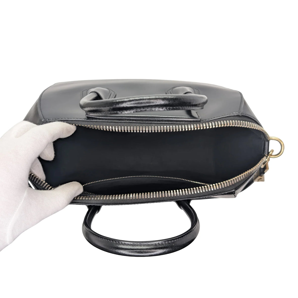 Givenchy Antigona Medium Handbag Black - Lost Designer