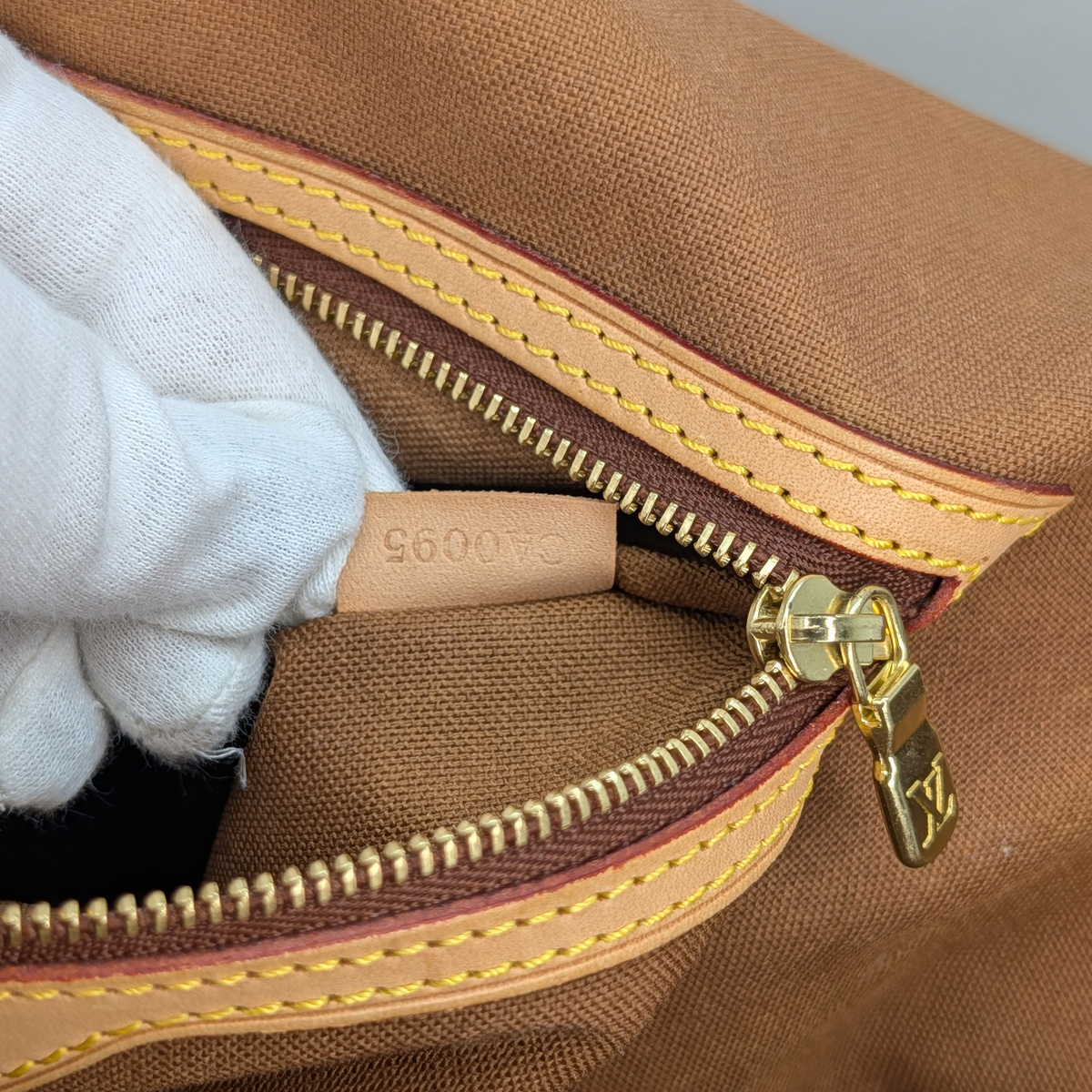 Gucci Microguccissima Medium Emily Shoulder Bag