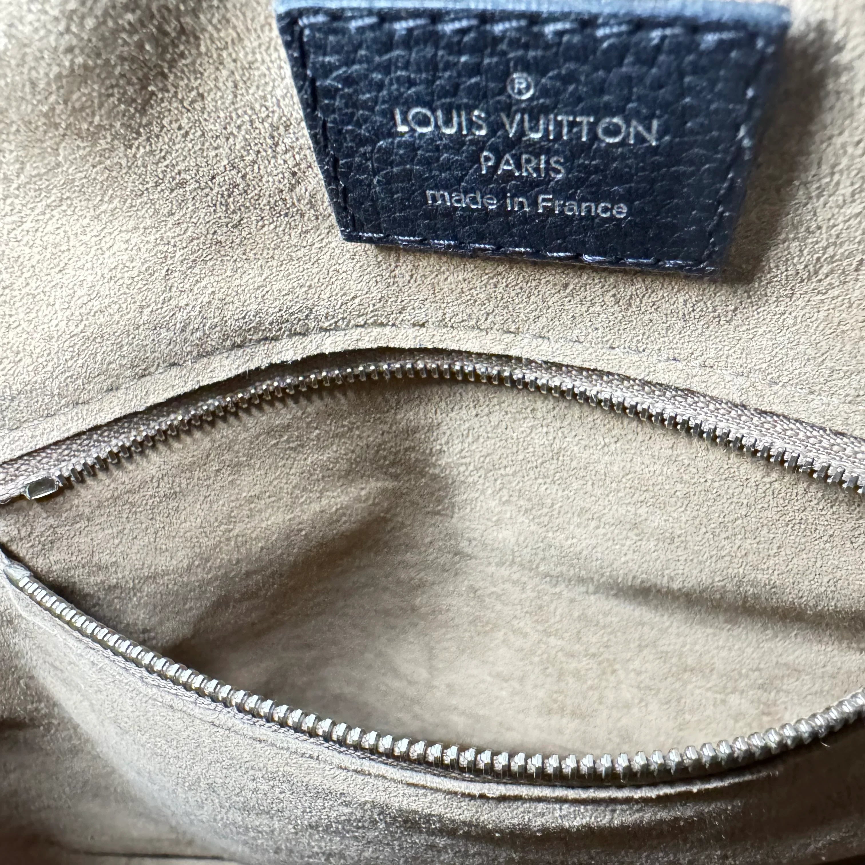 Louis Vuitton Mahina Babylone Chain BB – Black Bag - Lost Designer