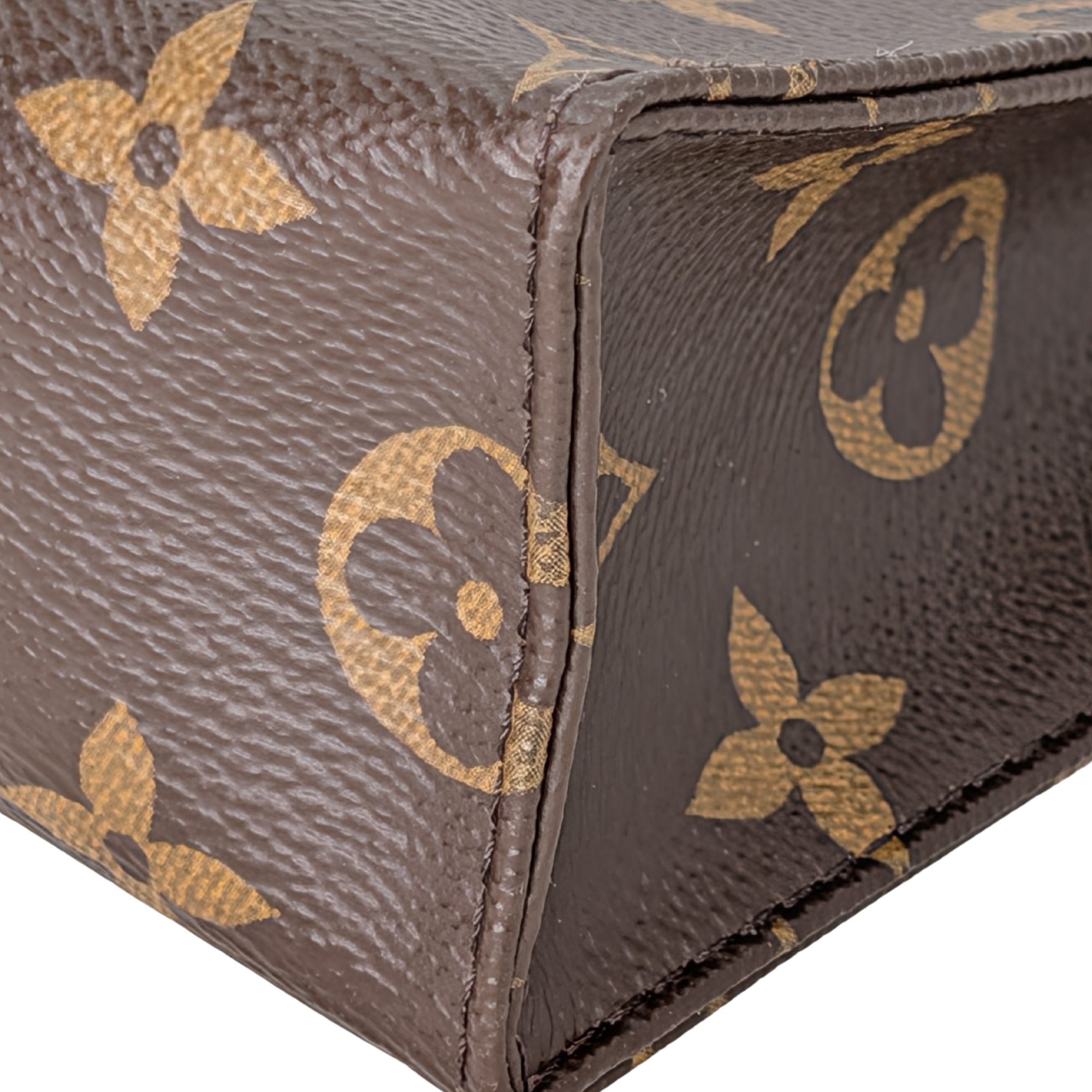 Louis Vuitton Poche Toilette