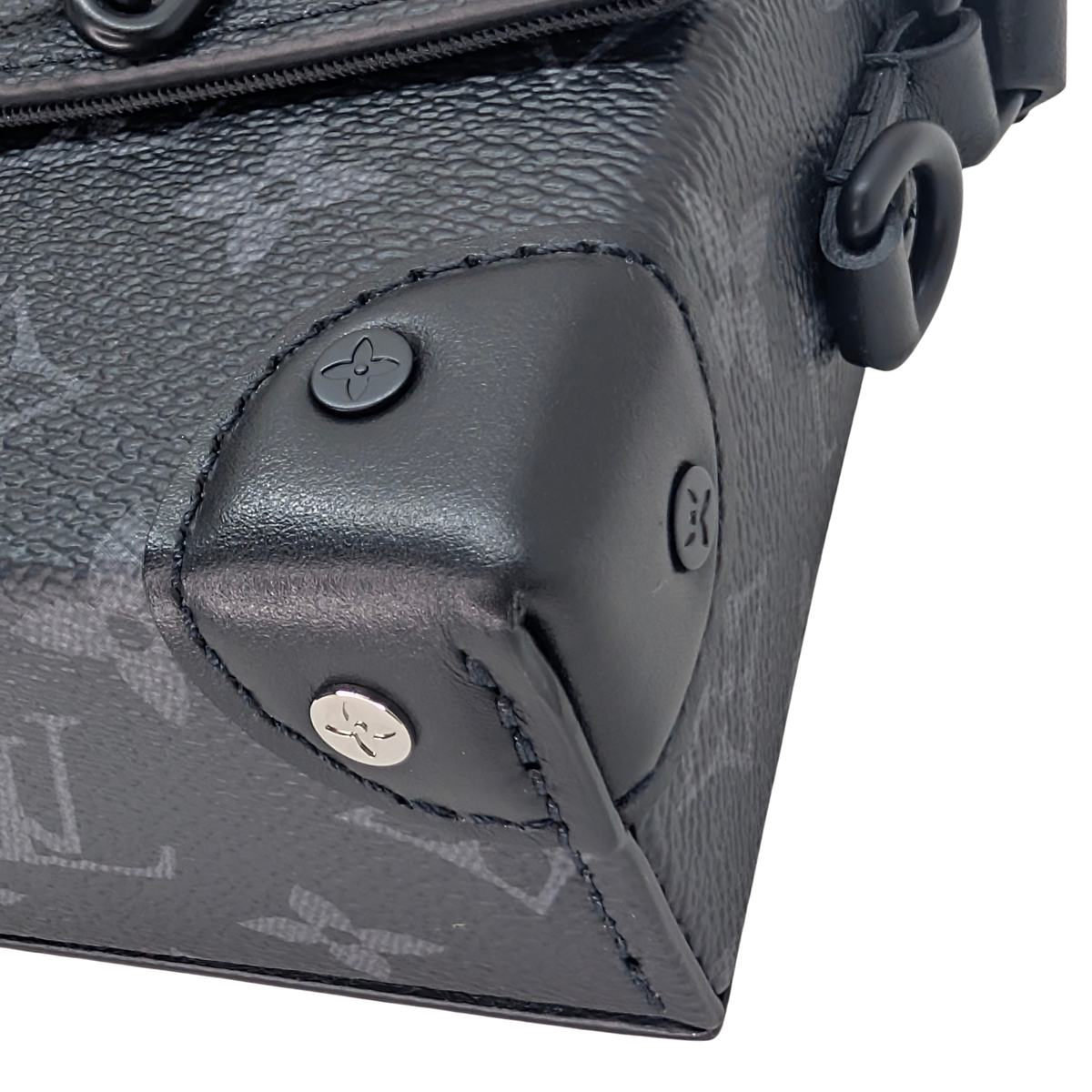 Louis Vuitton Steamer Wearable Wallet in Monogram Eclipse