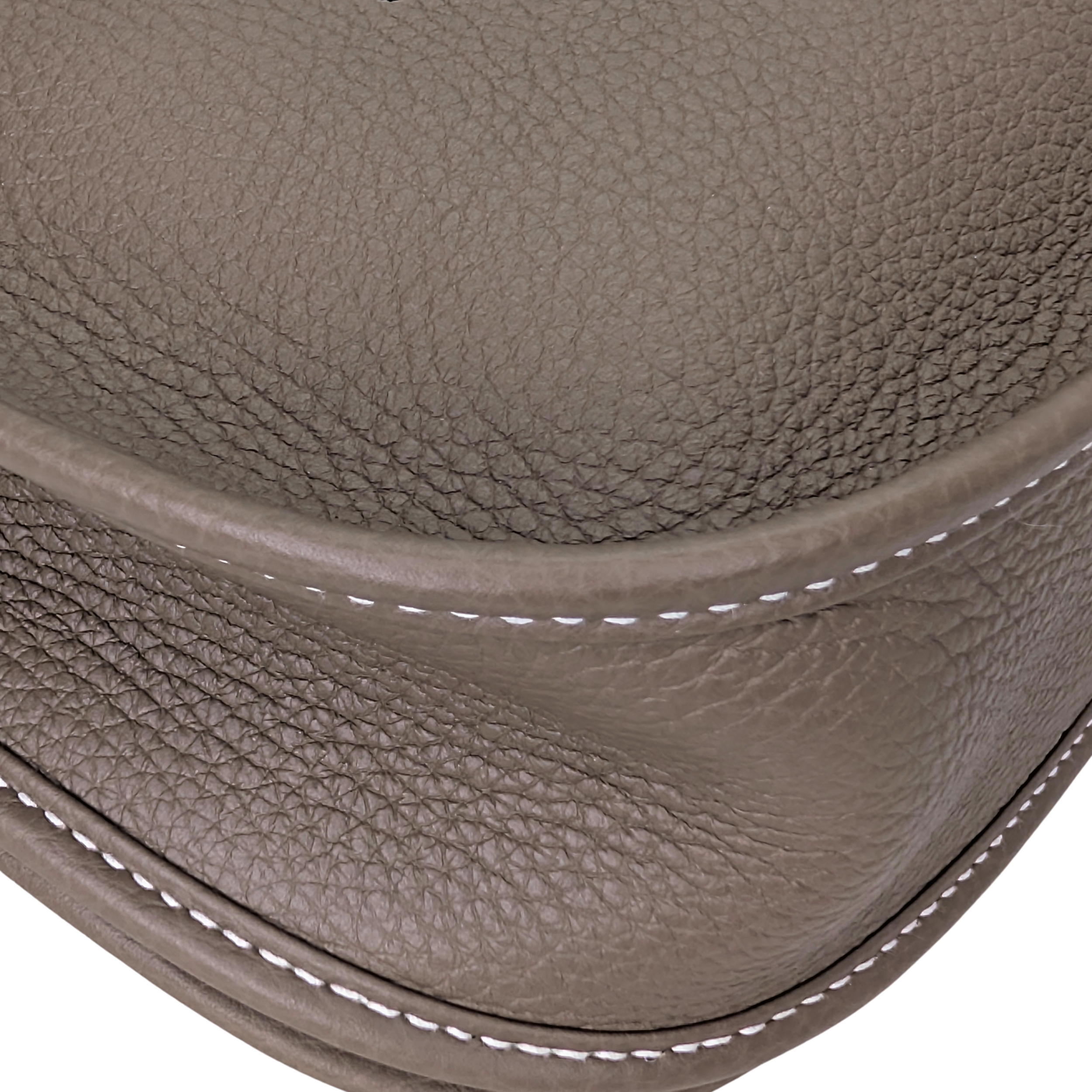 Hermes Evelyne III 29 Taurillon Clemence Etoupe ختم U