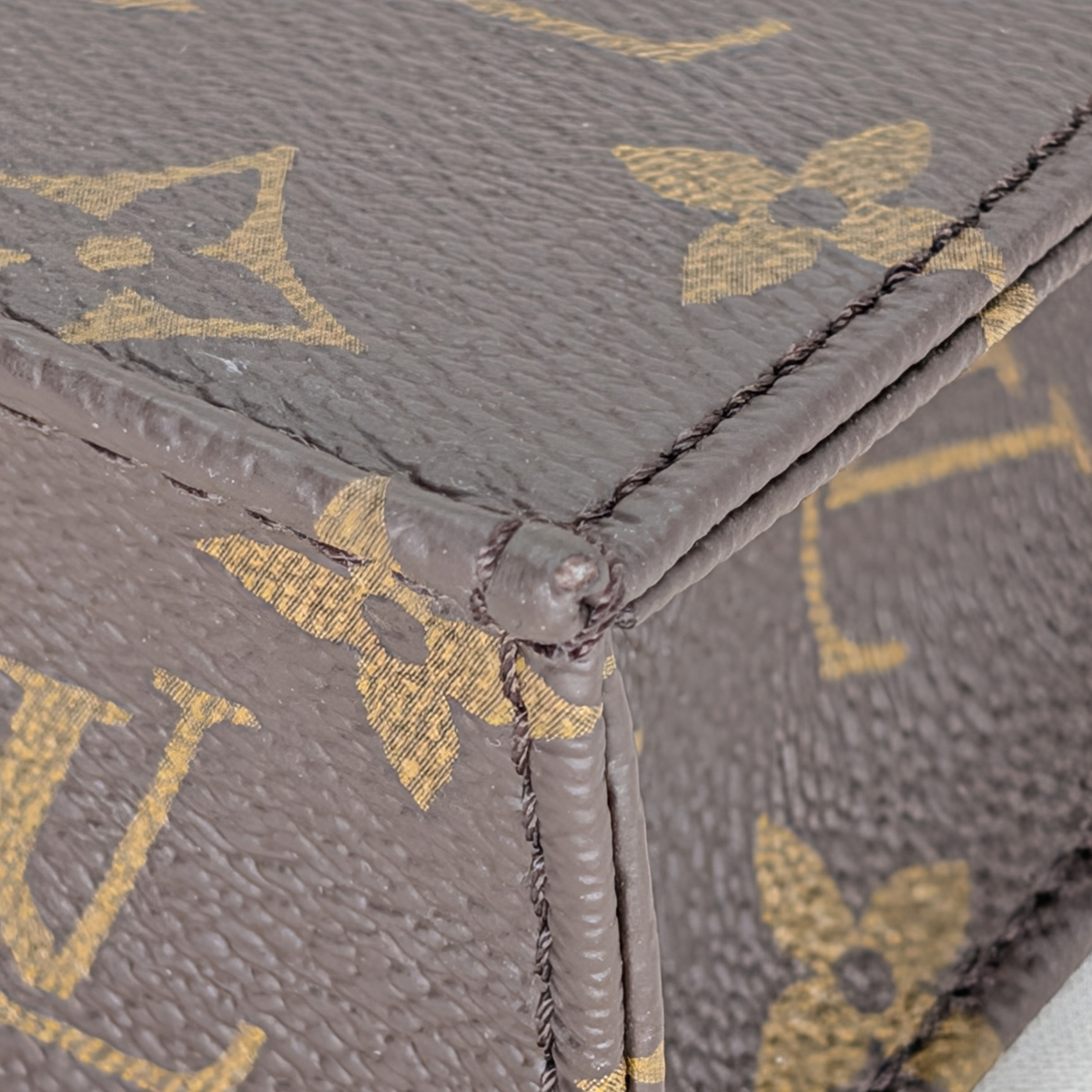 Louis Vuitton Petit Sac Plat Monogram Bag