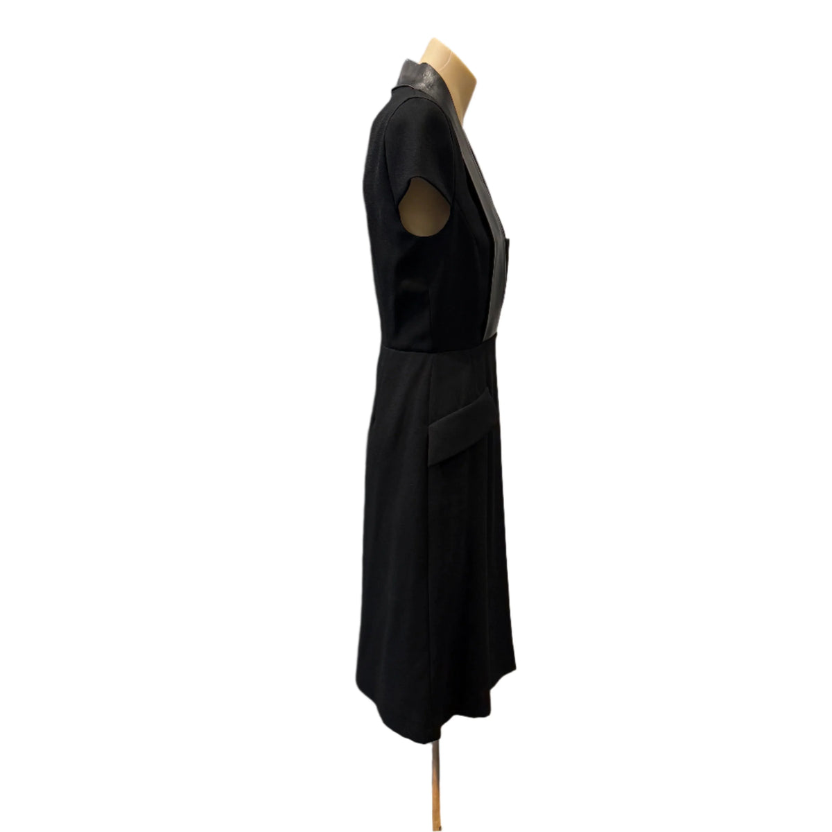 Gucci Elegent Short Dress Triacetate Leather Dress Black 40 - Lost Designer
