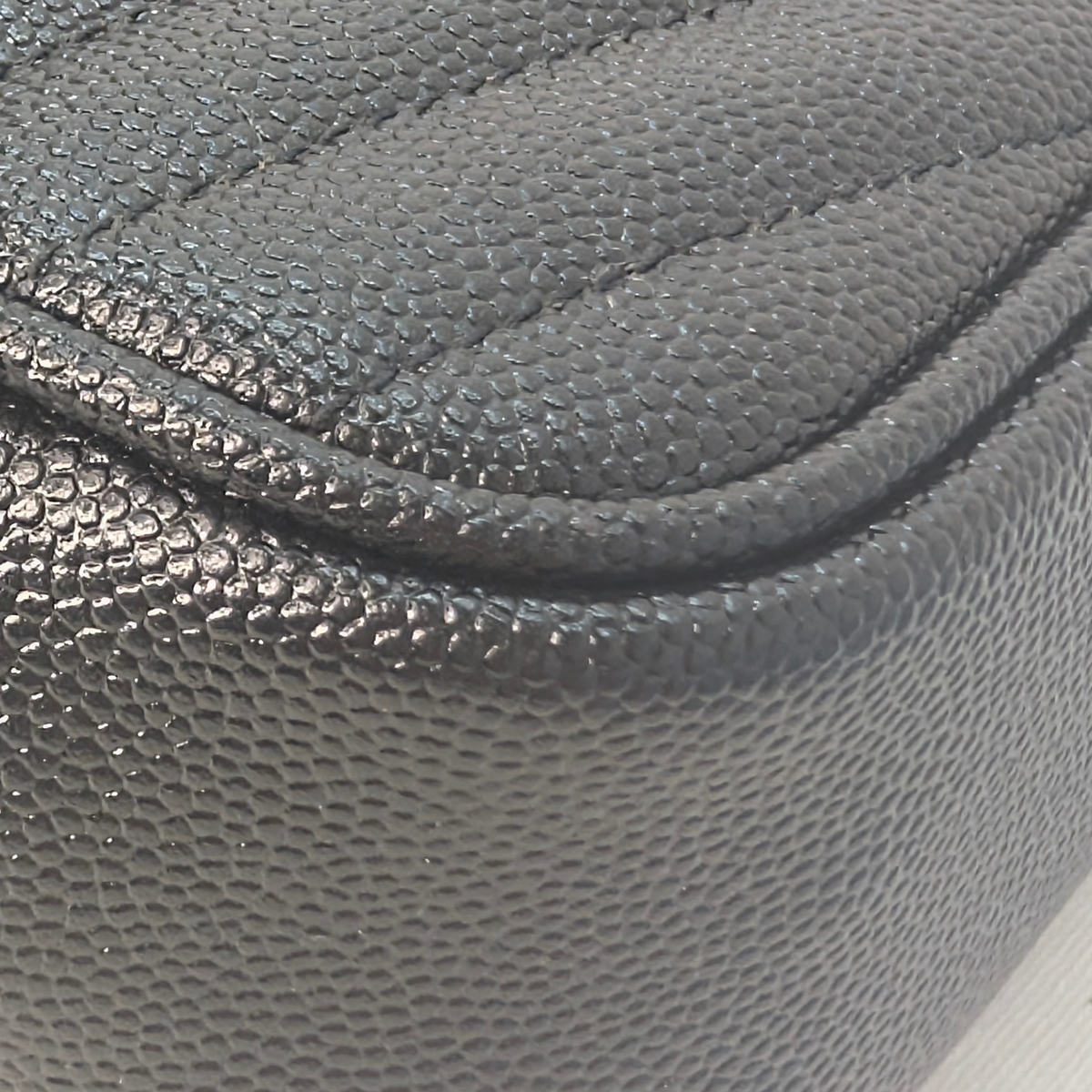 Saint Laurent Lou Mini Grain leather camera bag SHW