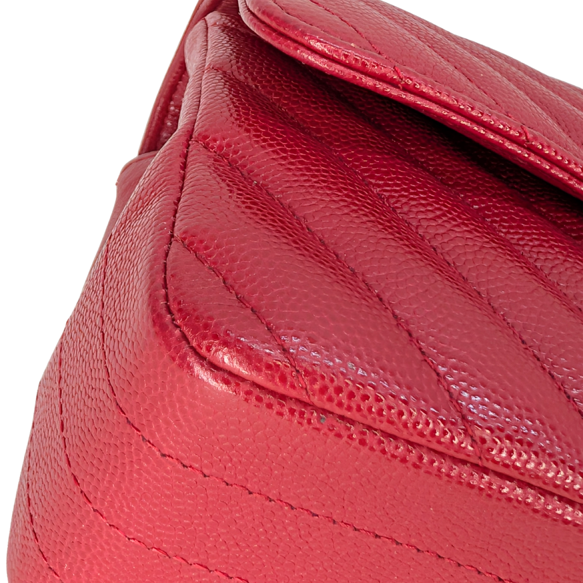 شانيل 18B شيفرون مستطيلة ميني حمراء