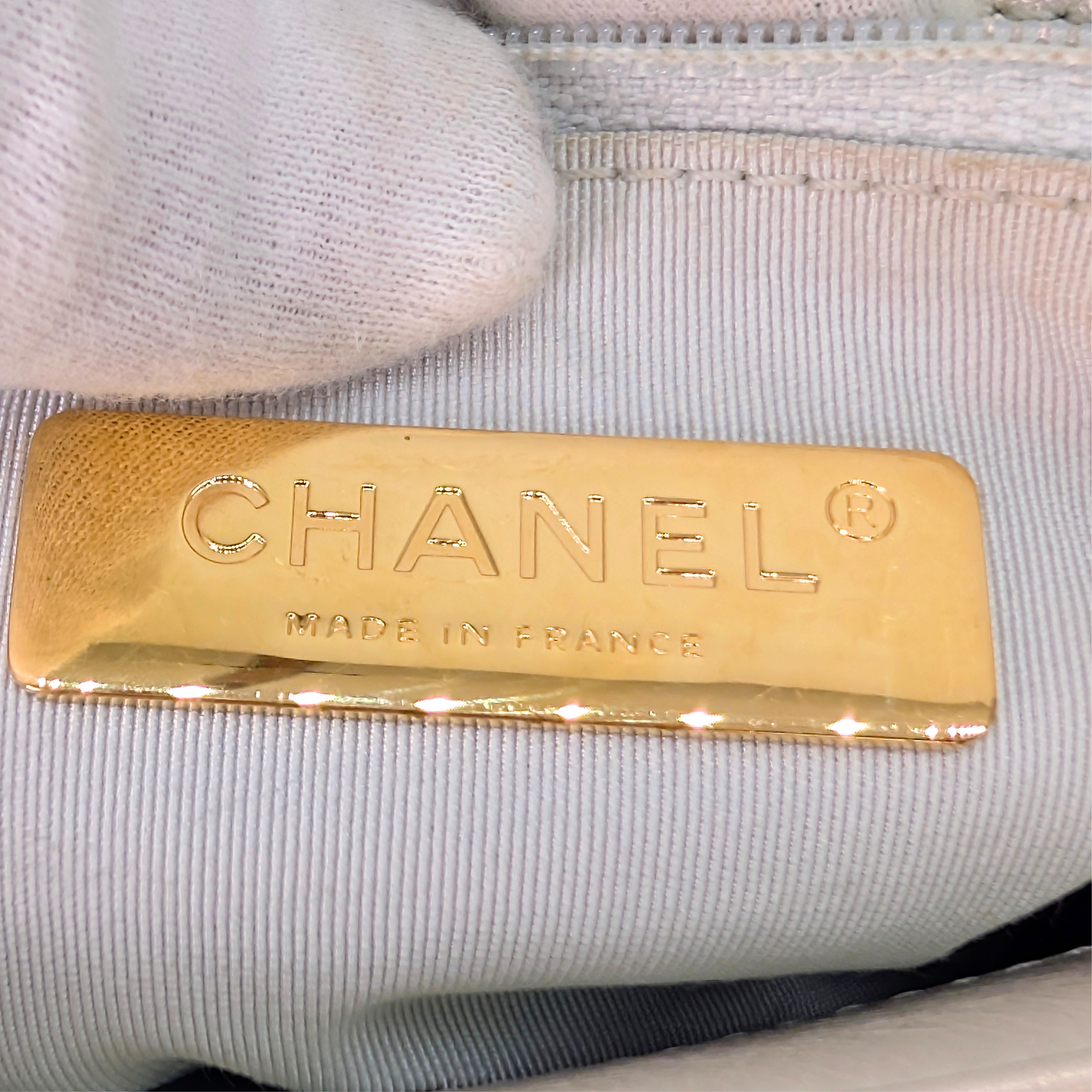 Chanel 19 Medium Calfskin Flap Iridescent White