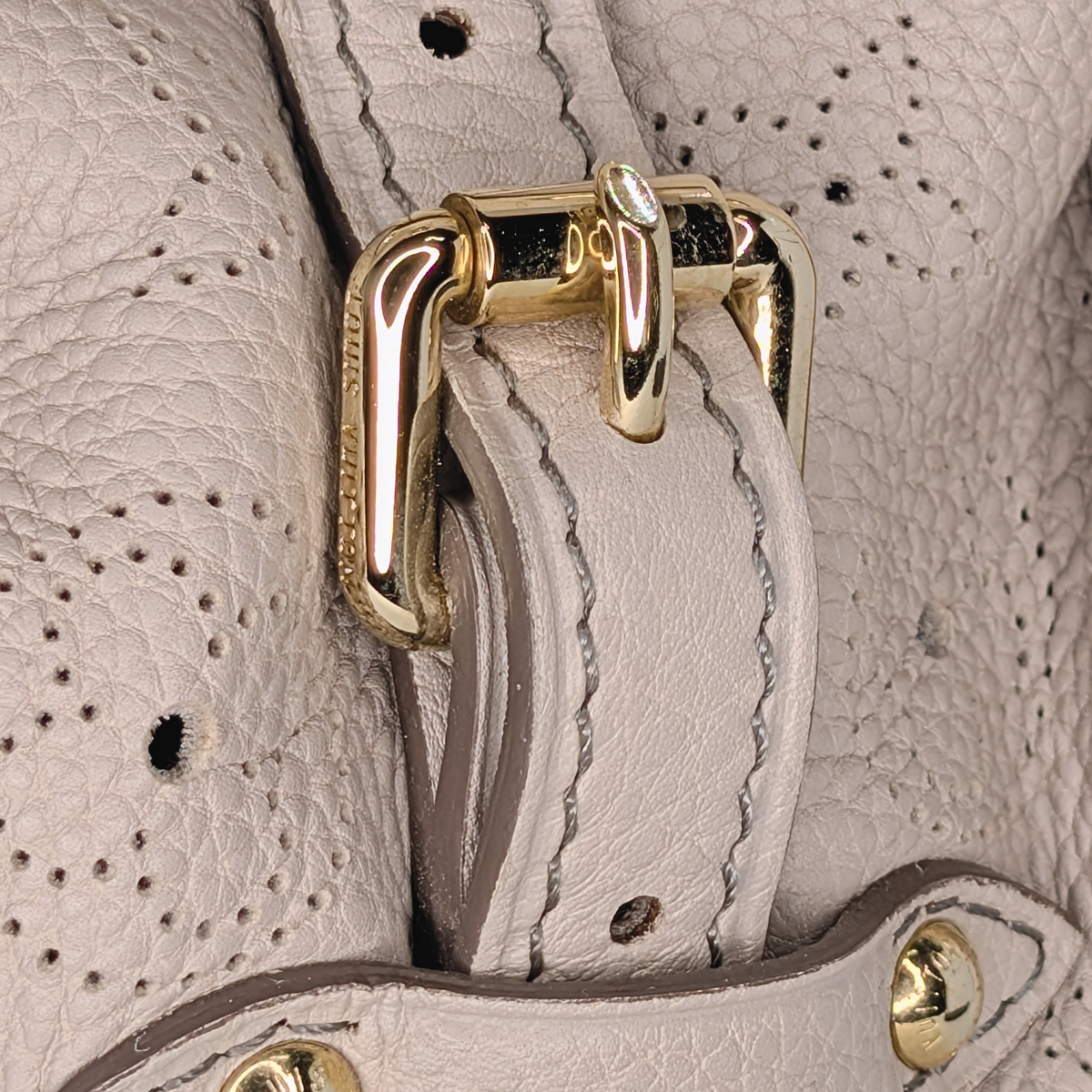 Louis Vuitton Mahina Beige L Hobo Bag Beige
