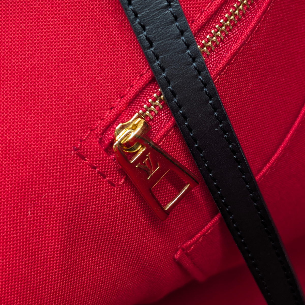 Louis Vuitton OnTheGo GM Reverse Monogram Bag