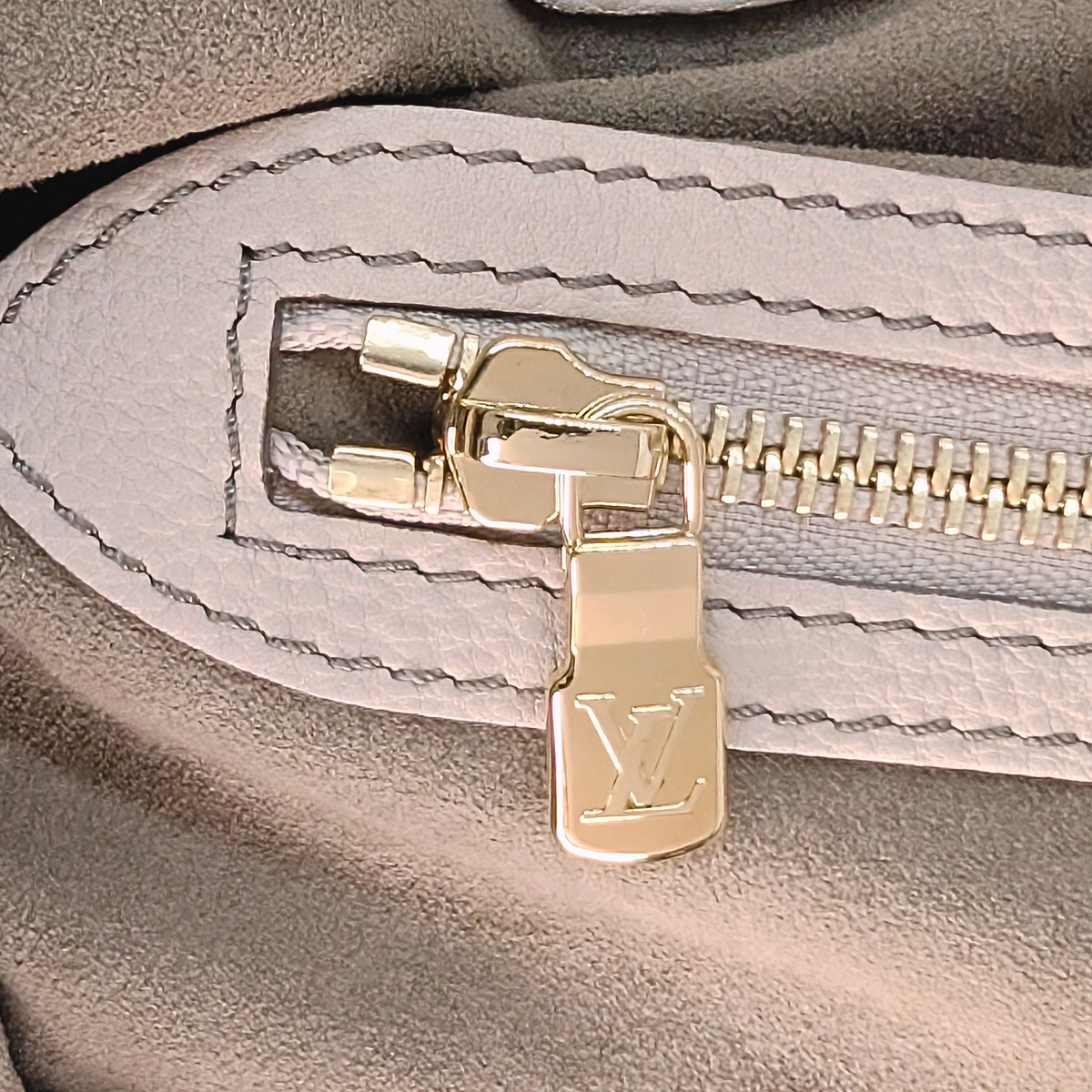 Louis Vuitton Mahina Beige L Hobo Bag Beige