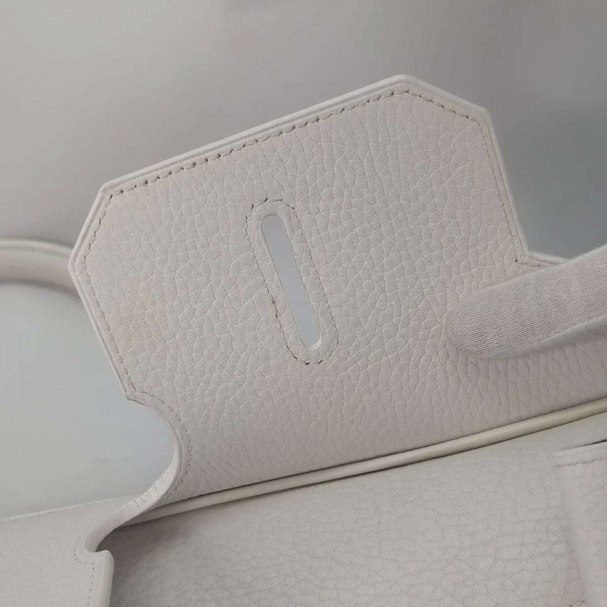 Hermès Birkin Shoulder 42 White Etoupe Clemence Palladium Hardware □J Stamp - Lost Designer