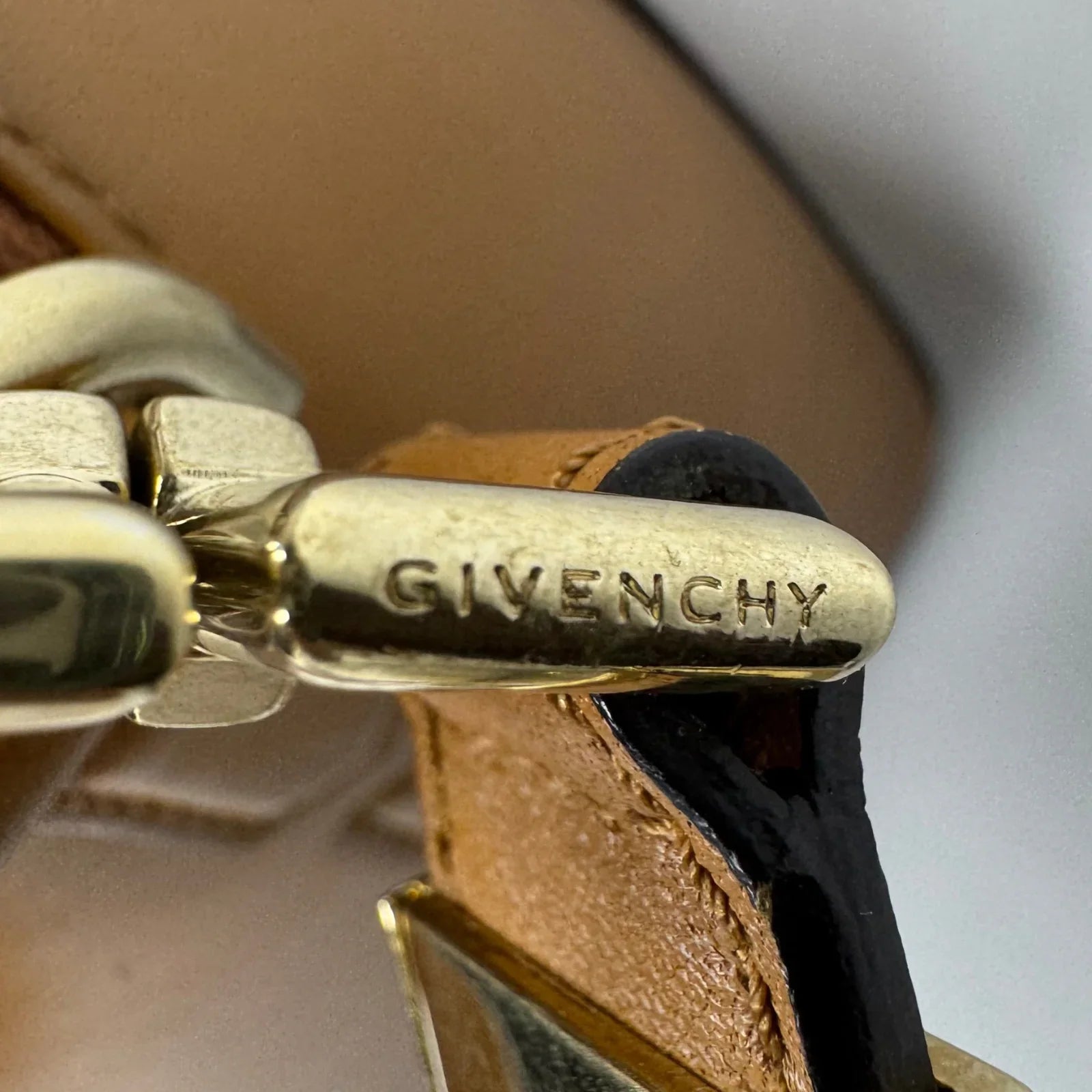 Givenchy Small Antigona Calfskin in Deep Brown Crossbody Bag - Lost Designer