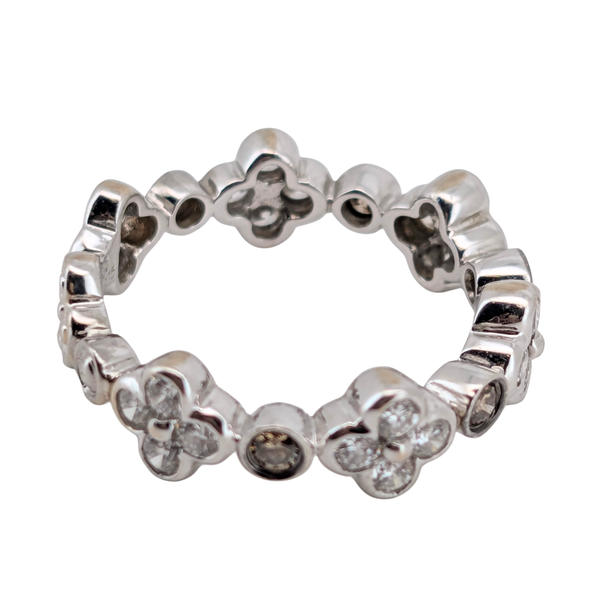 0.75Ct Diamond Quatrefoil & Bezel Set Ring In 18K White Gold