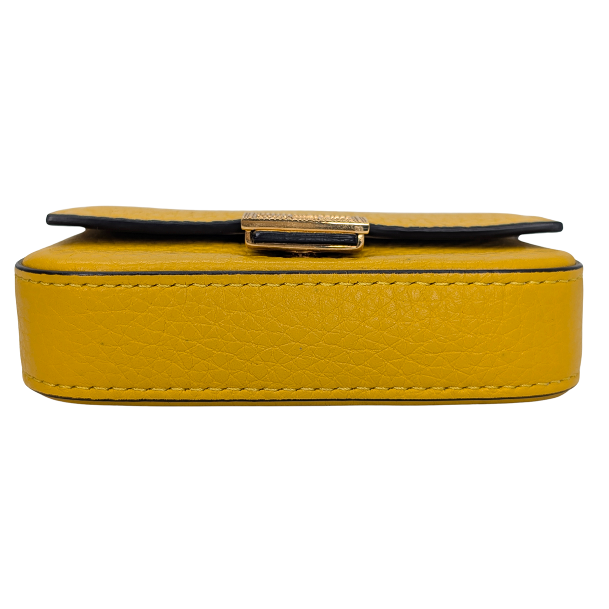 حقيبة فندي نانو باجيت صفراء - تعليقة