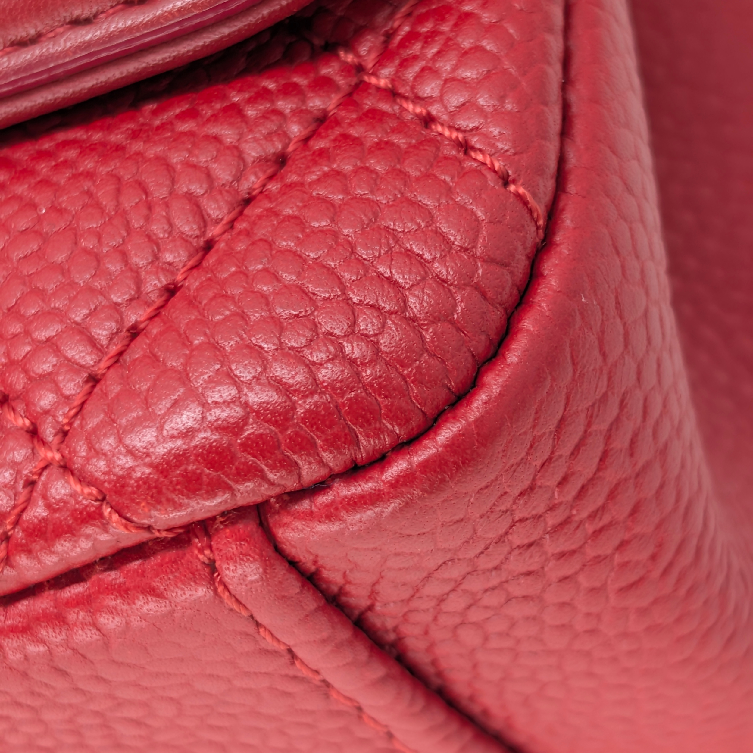Chanel Medium CC Quilted Caviar Filigree Flap Bag Red