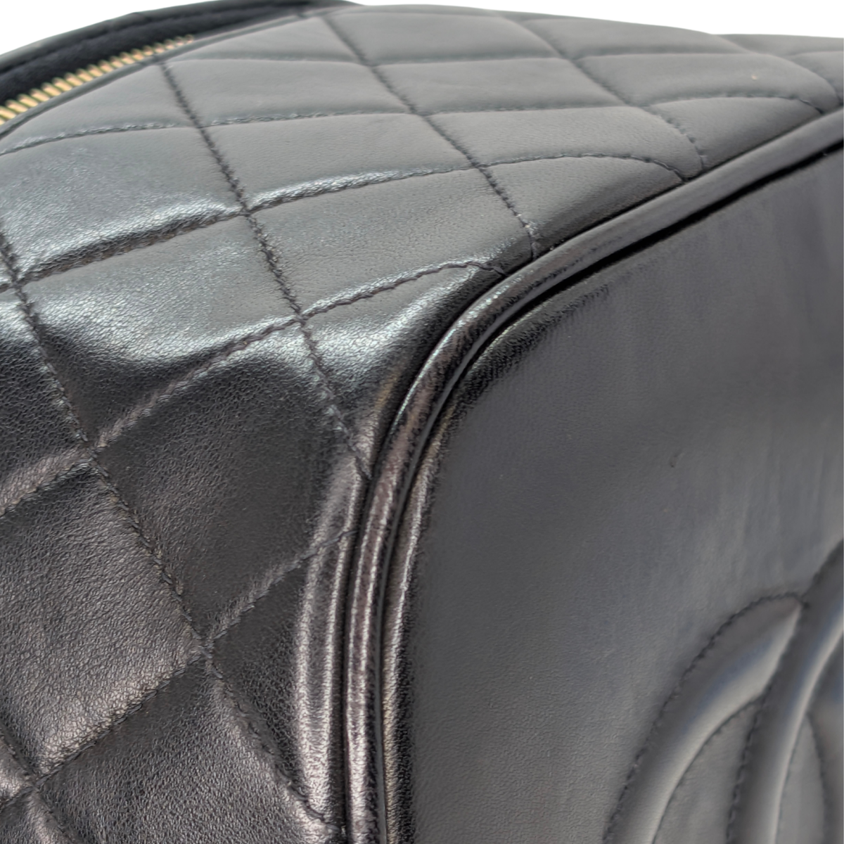 Chanel Vintage Cosmetic Makeup Vanity Case Lambskin Black
